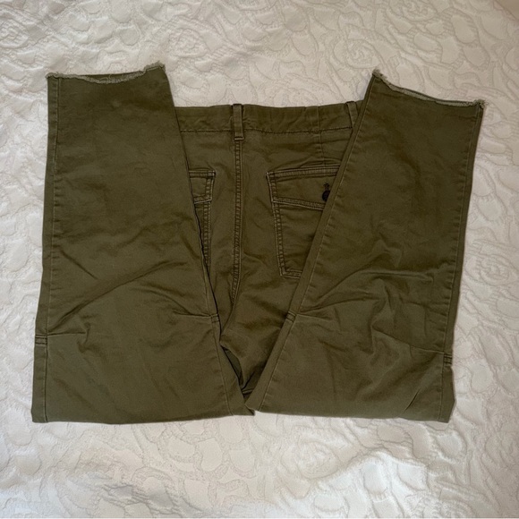 Banana Republic Girlfriend Fit Authentic Chino Petite Ankle Pants - Picture 6 of 11